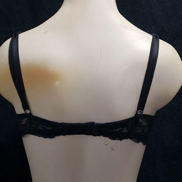 VICTORIA'S SECRET BLACK LACEY DREAMS ANGELS LINED DEMI BRA, SIZE 34D - Picture 5 of 8